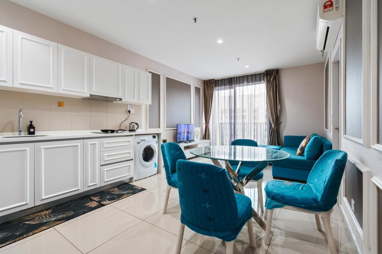 Hostahome Suites At I-City, Central Mall 莎阿南 外观 照片